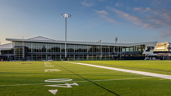 橄榄球场人造草坪